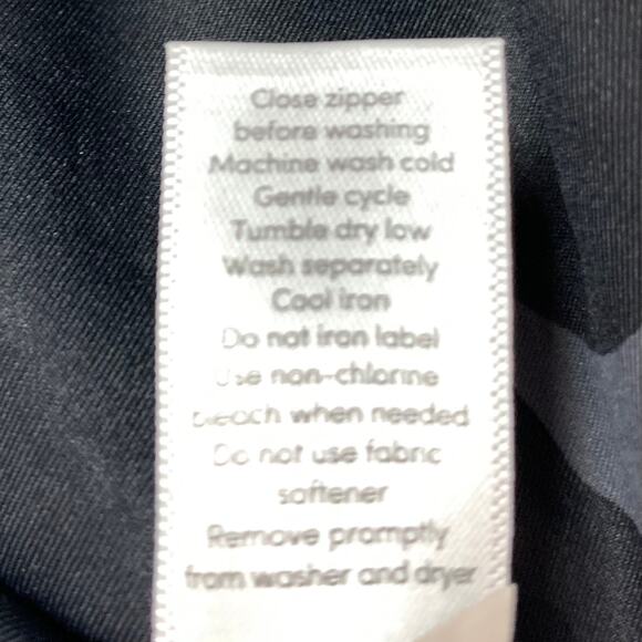 Athleta Camo Contender 7/8 Tights Black Grey Leggings Zip Pockets Size Medium - Picture 6 of 12